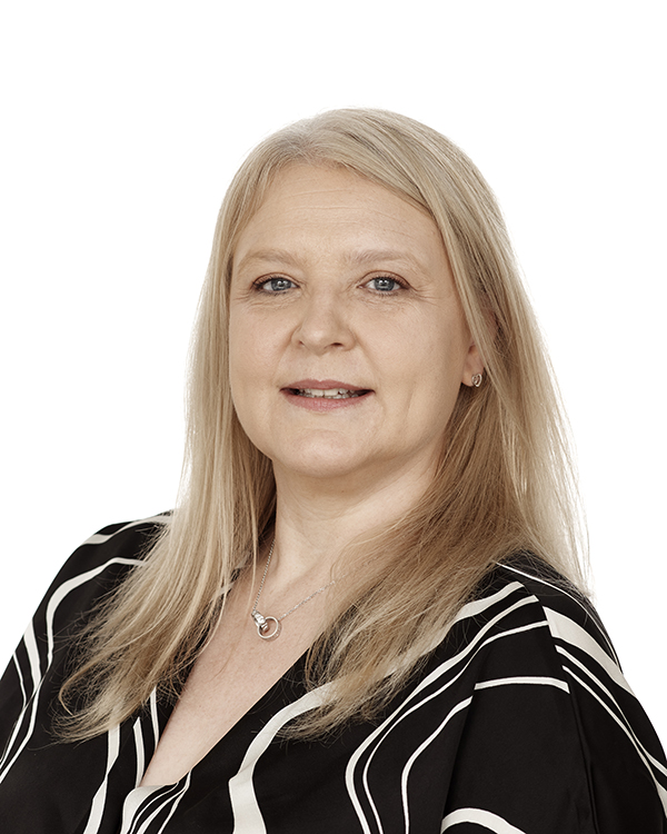 Claire Horsfield